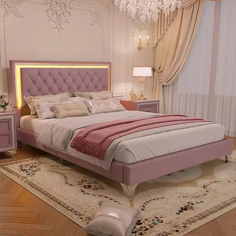 Letto a piattaforma Queen Size imbottito a LED con testiera trapuntata