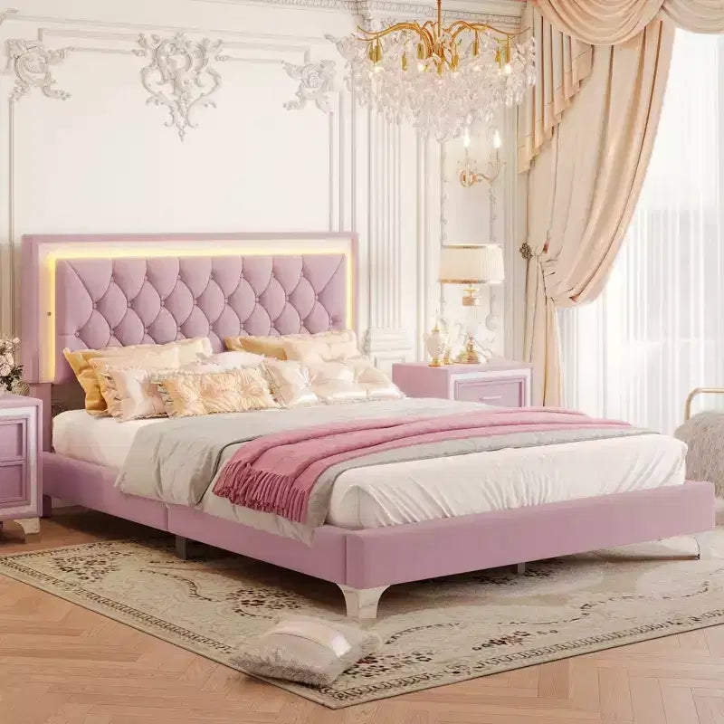 Letto a piattaforma Queen Size imbottito a LED con testiera trapuntata