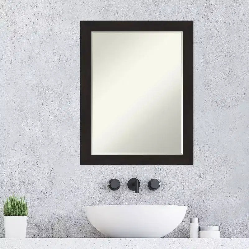 Specchio da parete piccolo smussato per bagno con cornice color espresso