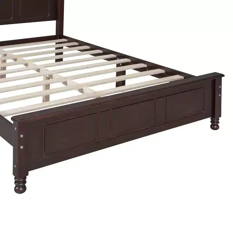 Struttura Letto a Piattaforma in Legno con Testiera Curva e Supporto a Doghe
